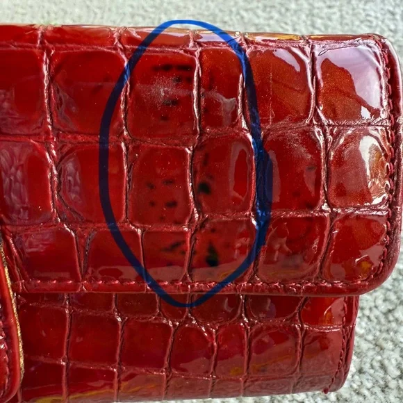 Vintage BRIGHTON EUC Red Crocodile-Embossed Patent Leather Women's Wallet - Picture 2 of 10